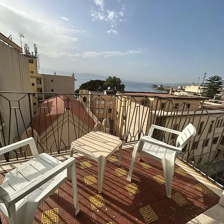 Panoramic Flat Facing The Strait * Reggio di Calabria